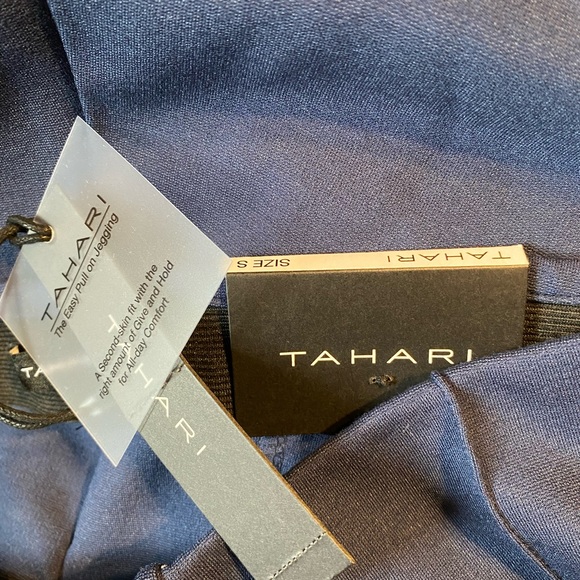 🌟 Seam Front High Waist Ponte Knit Leggings 🌟 - Picture 6 of 9